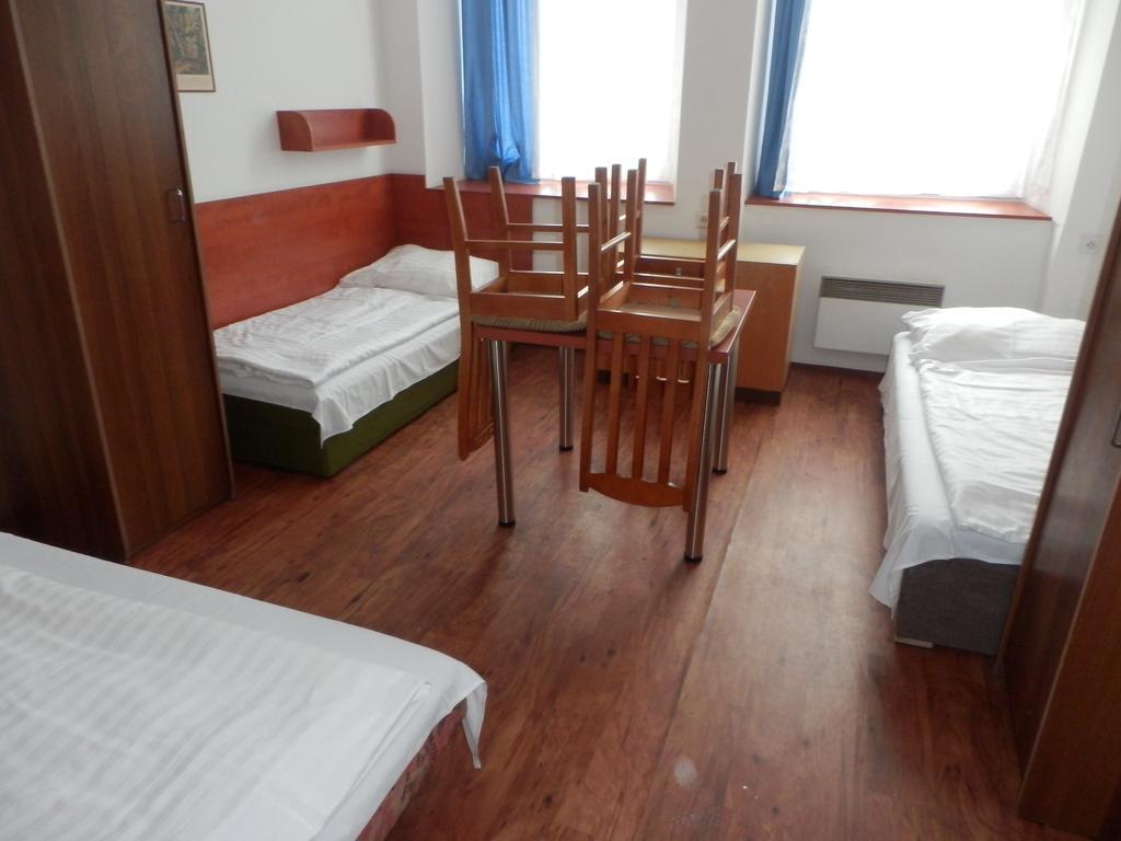Ubytovna Moravan Brno Phòng bức ảnh